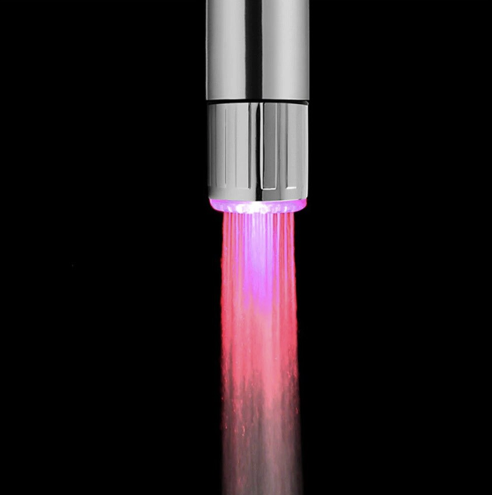 Cap de robinet cu LED si senzor de temperatura
