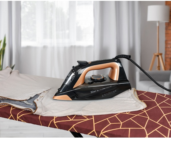 Fier de calcat profesional Aurum, Zilan ZLN4247, putere 3300W, auto-oprire, functie de auto-curatare