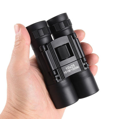 Binoclu 10x25 constructie compacta si putere de marire 7x