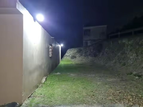 Lampa solara tripla cu Smart Sensor si telecomanda