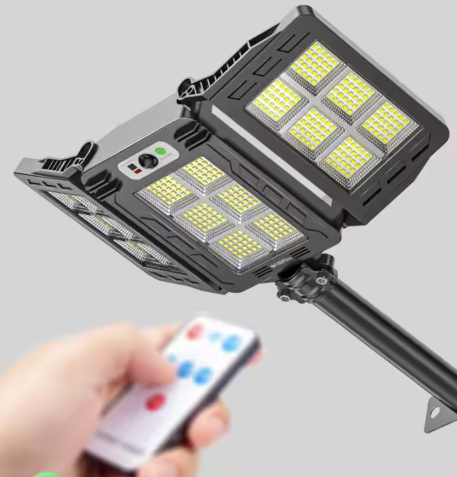 Lampa solara tripla cu Smart Sensor si telecomanda