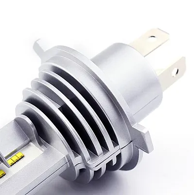 Set 2 Lampi LED M3 H4 cu doua faze putere 55W temperatura 6500K lumina alba