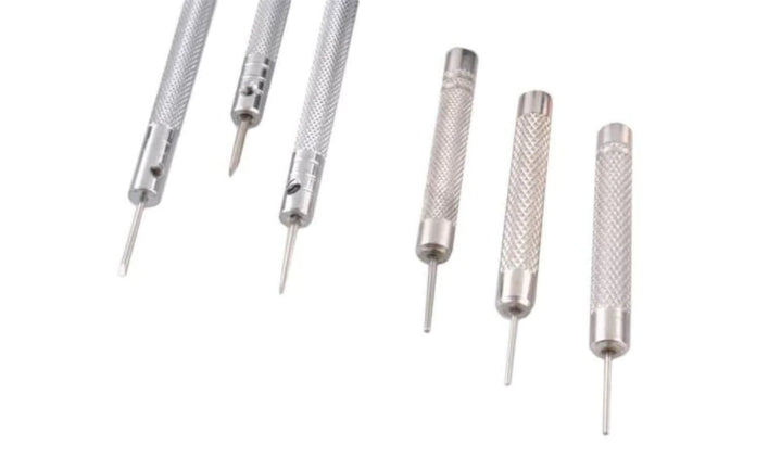 TRUSA PENTRU REPARAT CEASURI, 13 PIESE, SURUBELNITE, PENSETA, CHEIE, HUSA