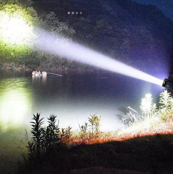 Lanterna de mana, cu incarcare solara si USB, 8 LED-uri, rezistenta la apa