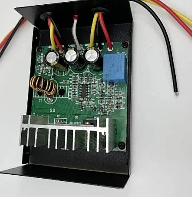 Convertor Auto 60A pentru Tensiune 24V - 12V