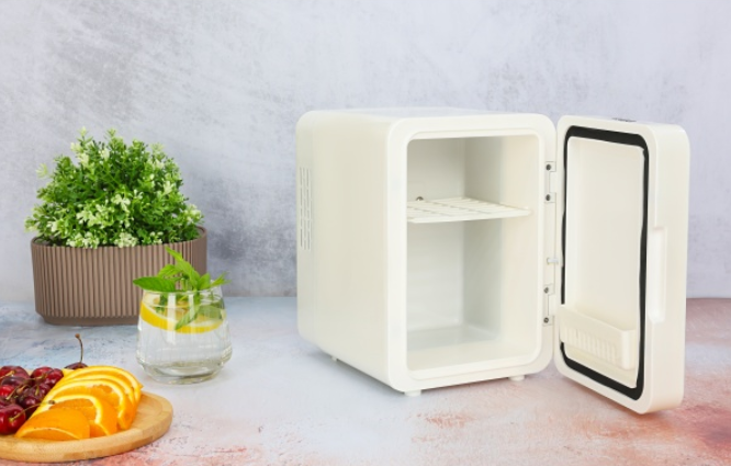 Mini Frigider pentru Make Up, capacitate 4L, 36W, Oglinda cu LED, Functie de incalzire si racire
