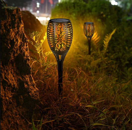 Lampa solara cu efect de flacara pentru gradina sau casa