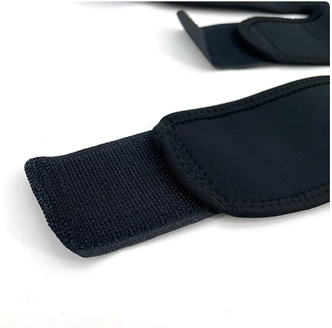 GENUNCHIERA AJUSTABILA SIBOTE 1139 DIN NEOPREN