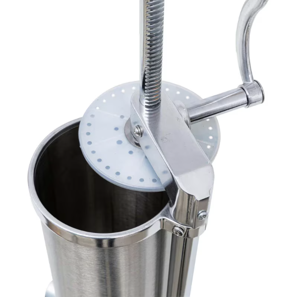 Aparat vertical de umplut carnati, capacitate 6 kg, inox, 5 palnii incluse