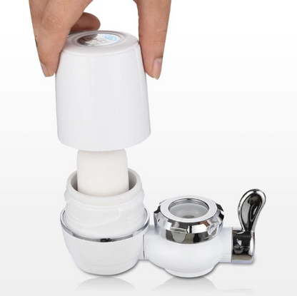 Robinet de apa cu filtru pentru purificarea apei