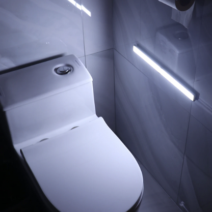 Aplica LED lumina rece si calda, cu senzor de miscare, incarcare USB, 30cm, negru, IP20